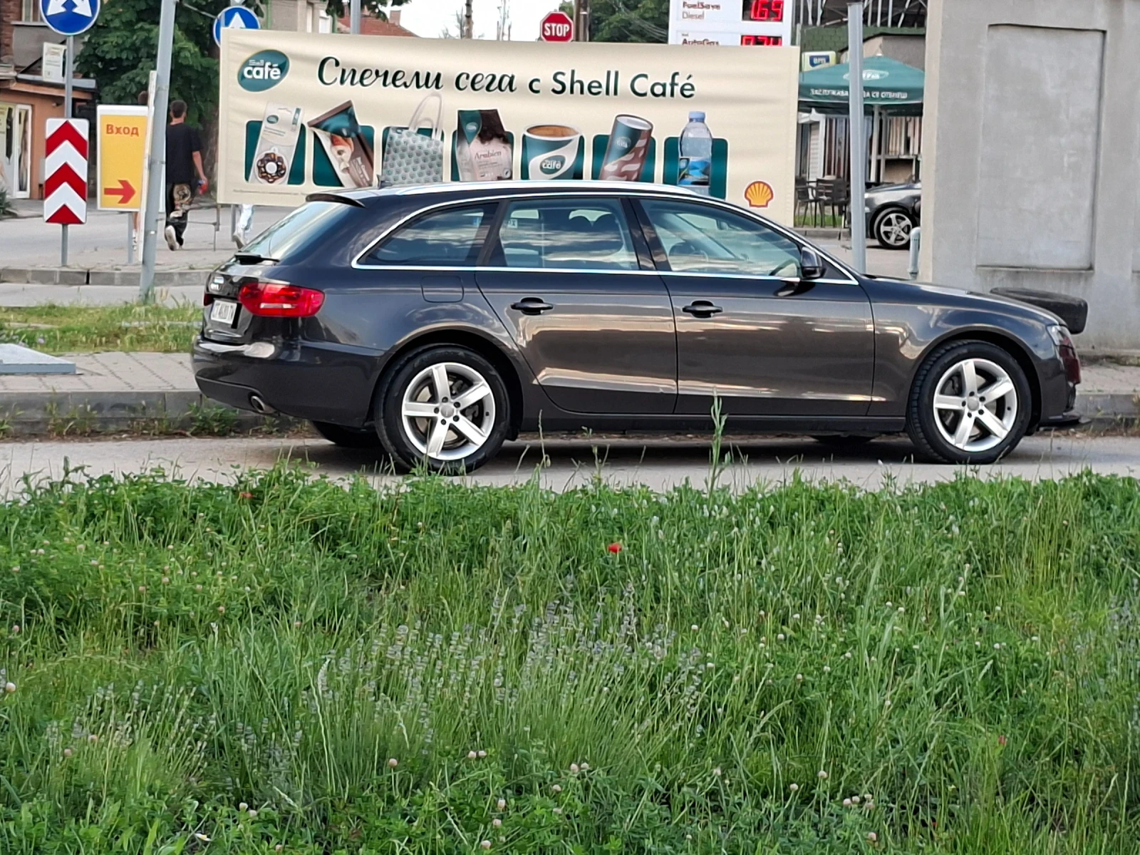 Audi A4 3.0 d Quattro Top Top Top !!!, снимка 9 - Автомобили и джипове - 54767581