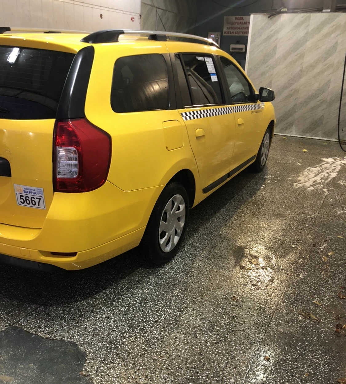 Dacia Logan 1.5d-avtomatik, снимка 5 - Автомобили и джипове - 54853282