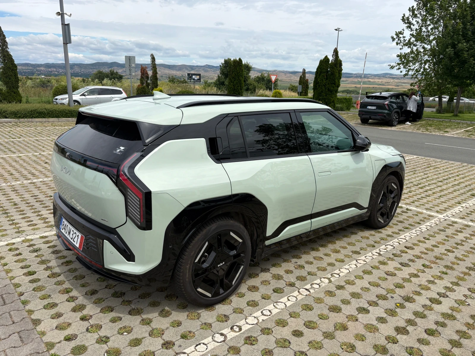 Kia EV3 GT Line, снимка 3 - Автомобили и джипове - 54909234
