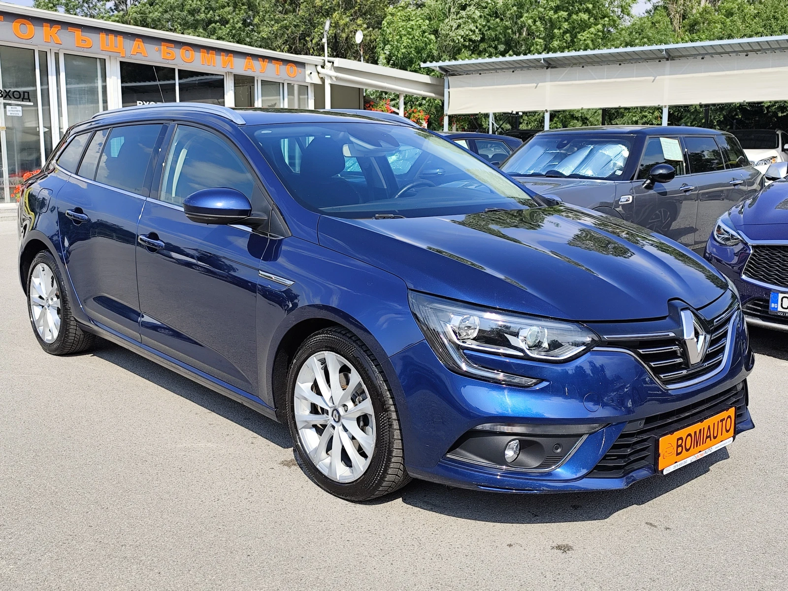 Renault Megane 1.6HDi* EURO6B* LED* NAVI* , снимка 3 - Автомобили и джипове - 55146994