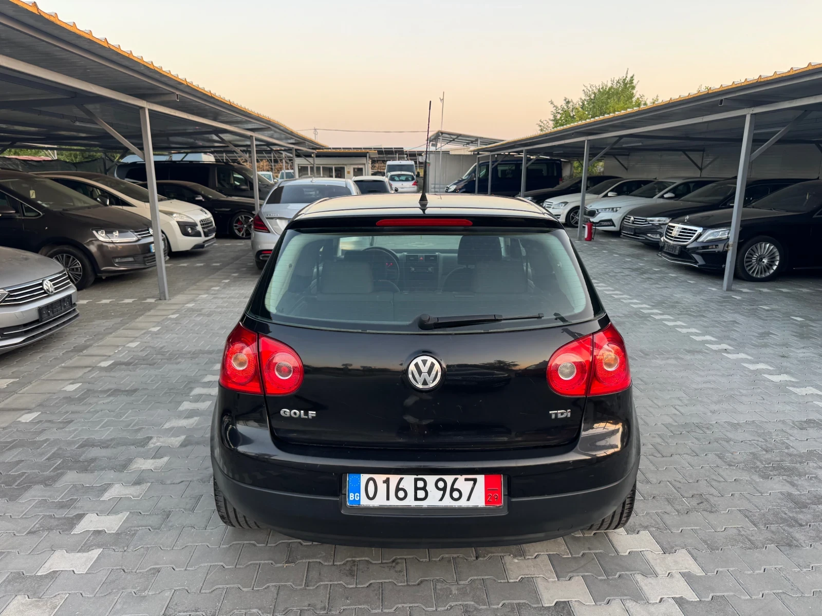 VW Golf 1.9TDI 105k.c, снимка 4 - Автомобили и джипове - 55651736
