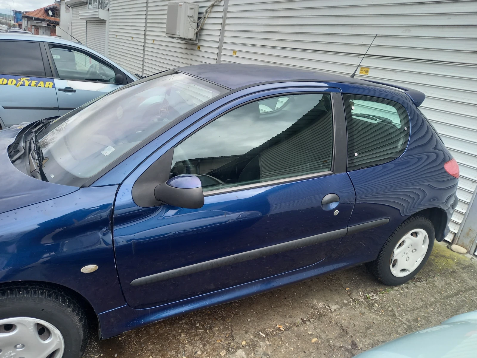 Peugeot 206