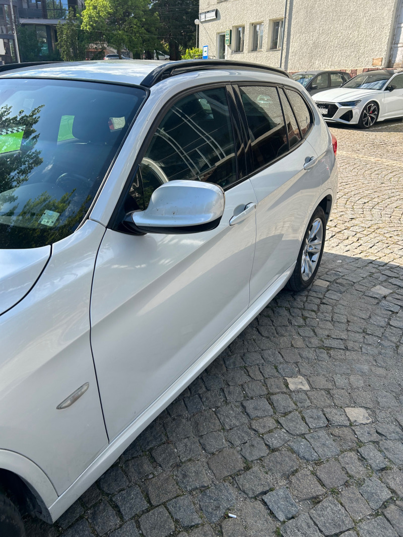 BMW X1 2.3D, снимка 5 - Автомобили и джипове - 46124608