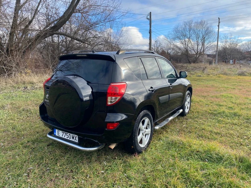 Toyota Rav4 2.0, снимка 3 - Автомобили и джипове - 48205960