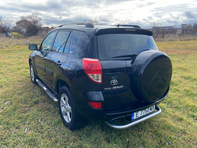 Toyota Rav4 2.0, снимка 5 - Автомобили и джипове - 48205960