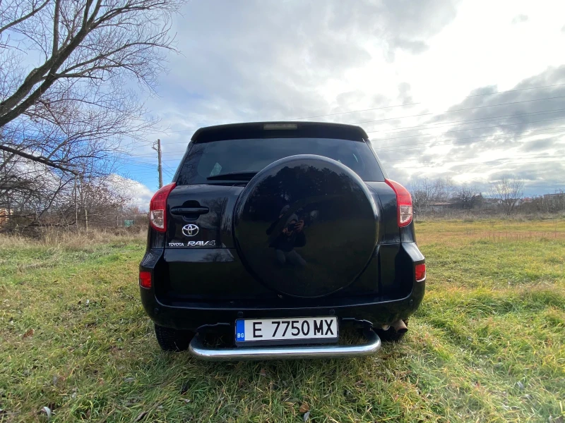 Toyota Rav4 2.0, снимка 4 - Автомобили и джипове - 48205960