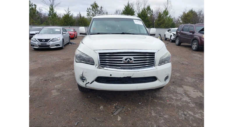 Infiniti QX80 AWD* V8* ОБДУХ* TV* ПОДГРЕВИ* KEYLESS, снимка 2 - Автомобили и джипове - 48693383