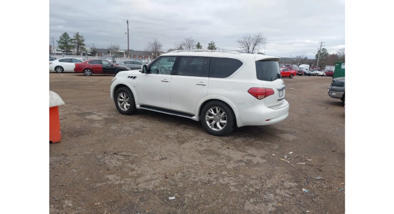 Infiniti QX80 AWD* V8* ОБДУХ* TV* ПОДГРЕВИ* KEYLESS, снимка 5 - Автомобили и джипове - 48693383