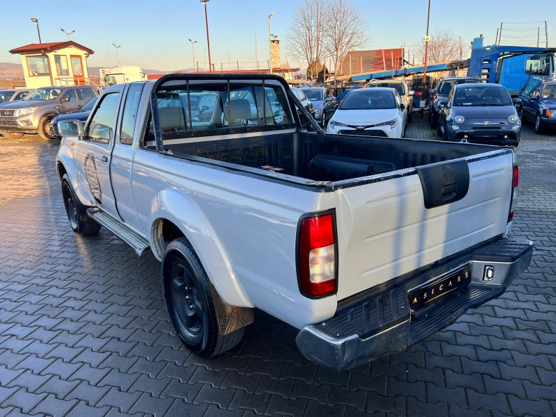 Nissan Navara 2.5D 4X4, снимка 3 - Автомобили и джипове - 48772288