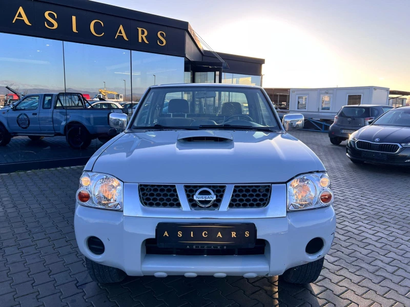 Nissan Navara 2.5D 4X4, снимка 8 - Автомобили и джипове - 48772288