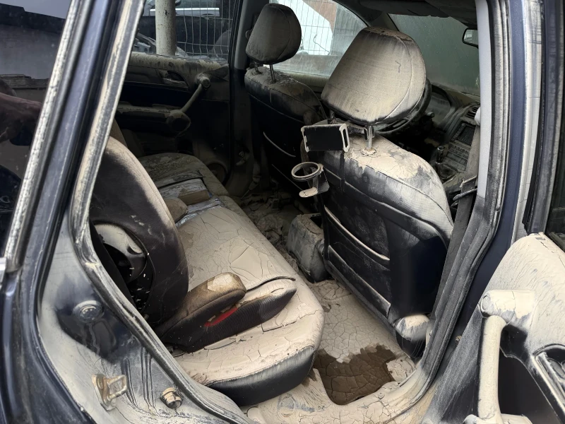 Honda Cr-v Продава се на части, снимка 10 - Автомобили и джипове - 52094284