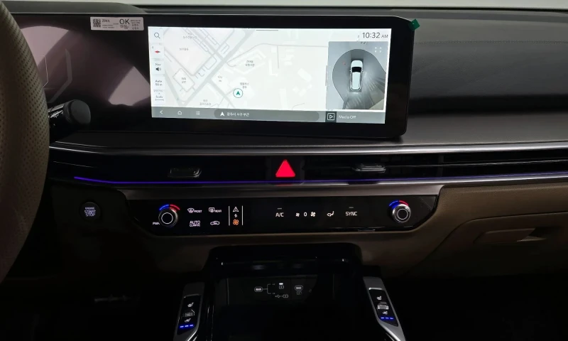 Kia Sorento Gasoline 2.5T 2Wd, снимка 13 - Автомобили и джипове - 52413462