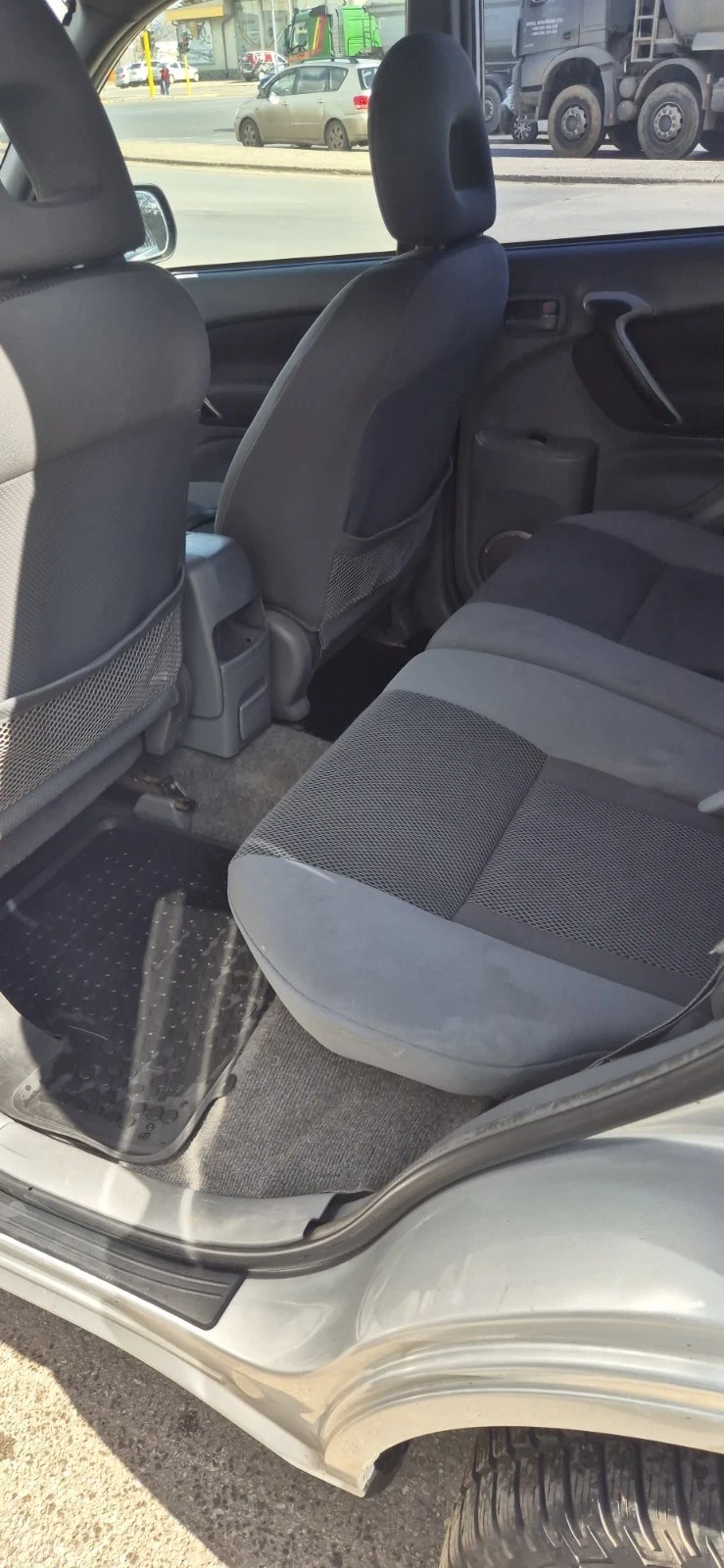 Toyota Rav4  - изображение 6