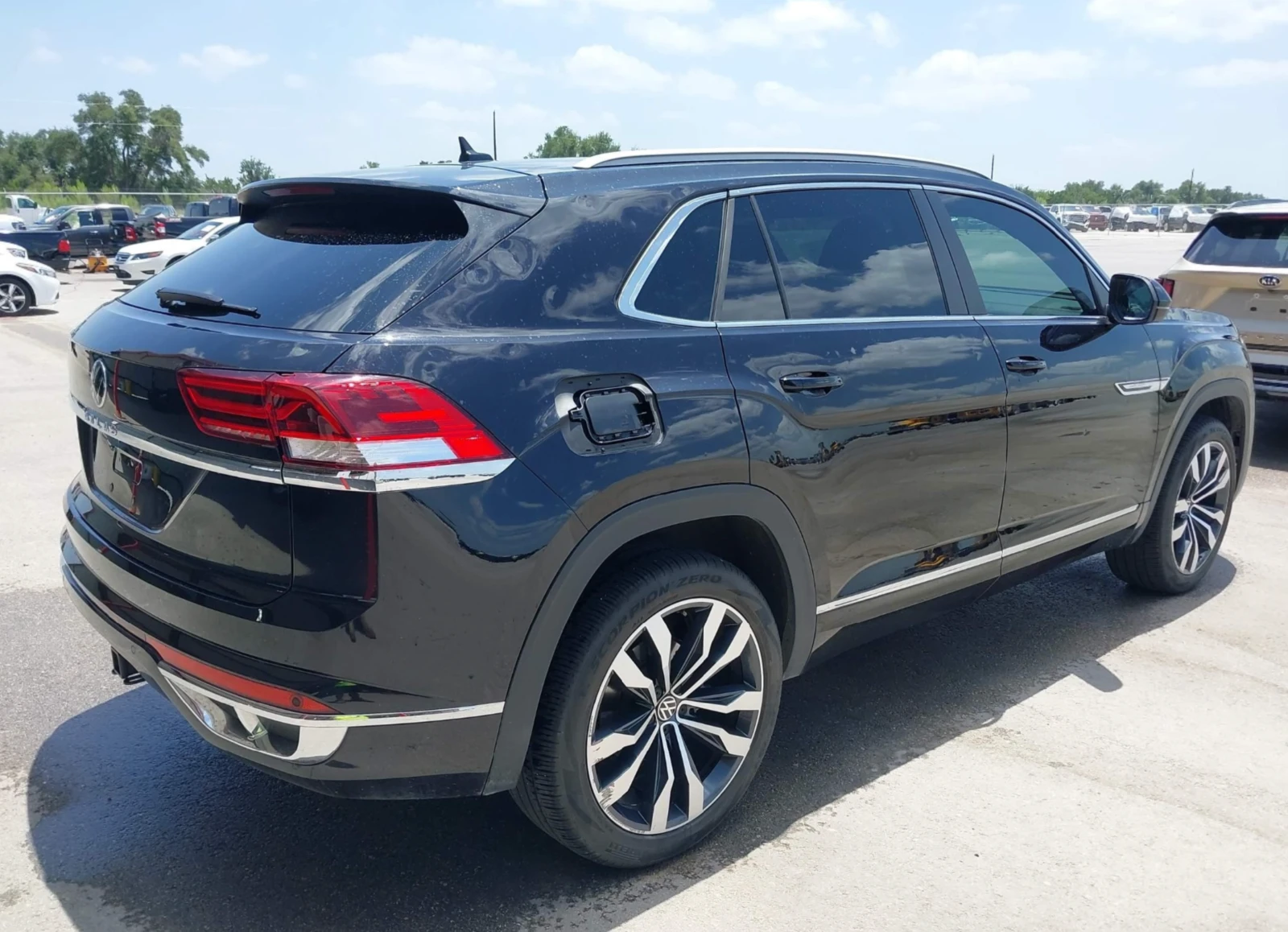VW Atlas R-line, градушков, клип двигател - изображение 4