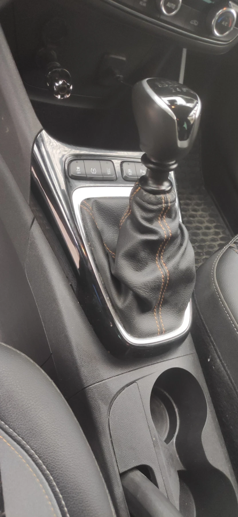 Opel Crossland X  - изображение 7