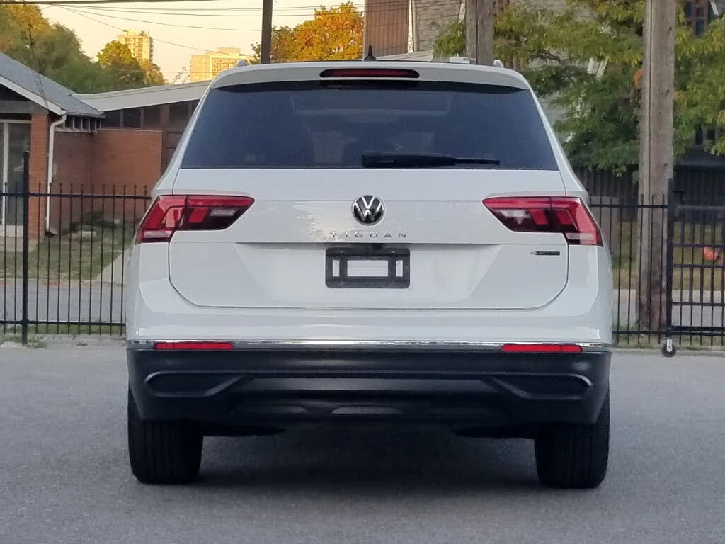 VW Tiguan * АВТО КРЕДИТ* ЦЕНА ДО БГ * Сервизна история *  - изображение 4