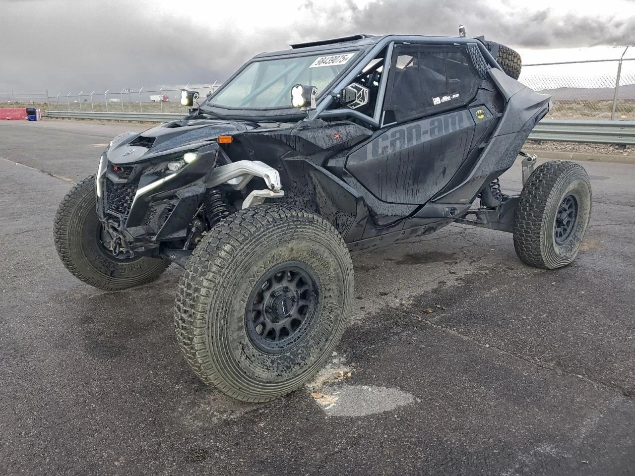 ����� Can-Am Maverick R Utility Vehicle | Mobile.bg � ����������� 2