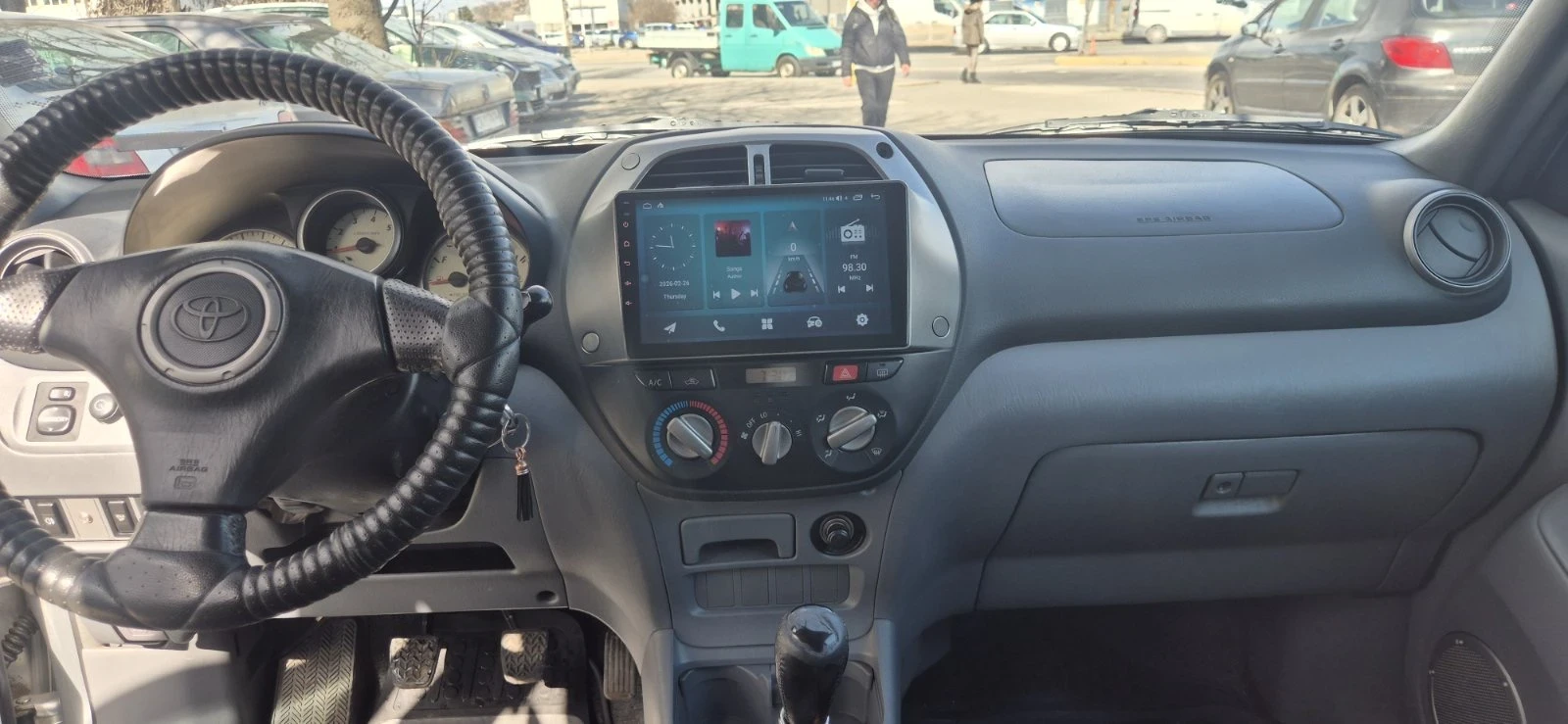 Toyota Rav4  - изображение 8