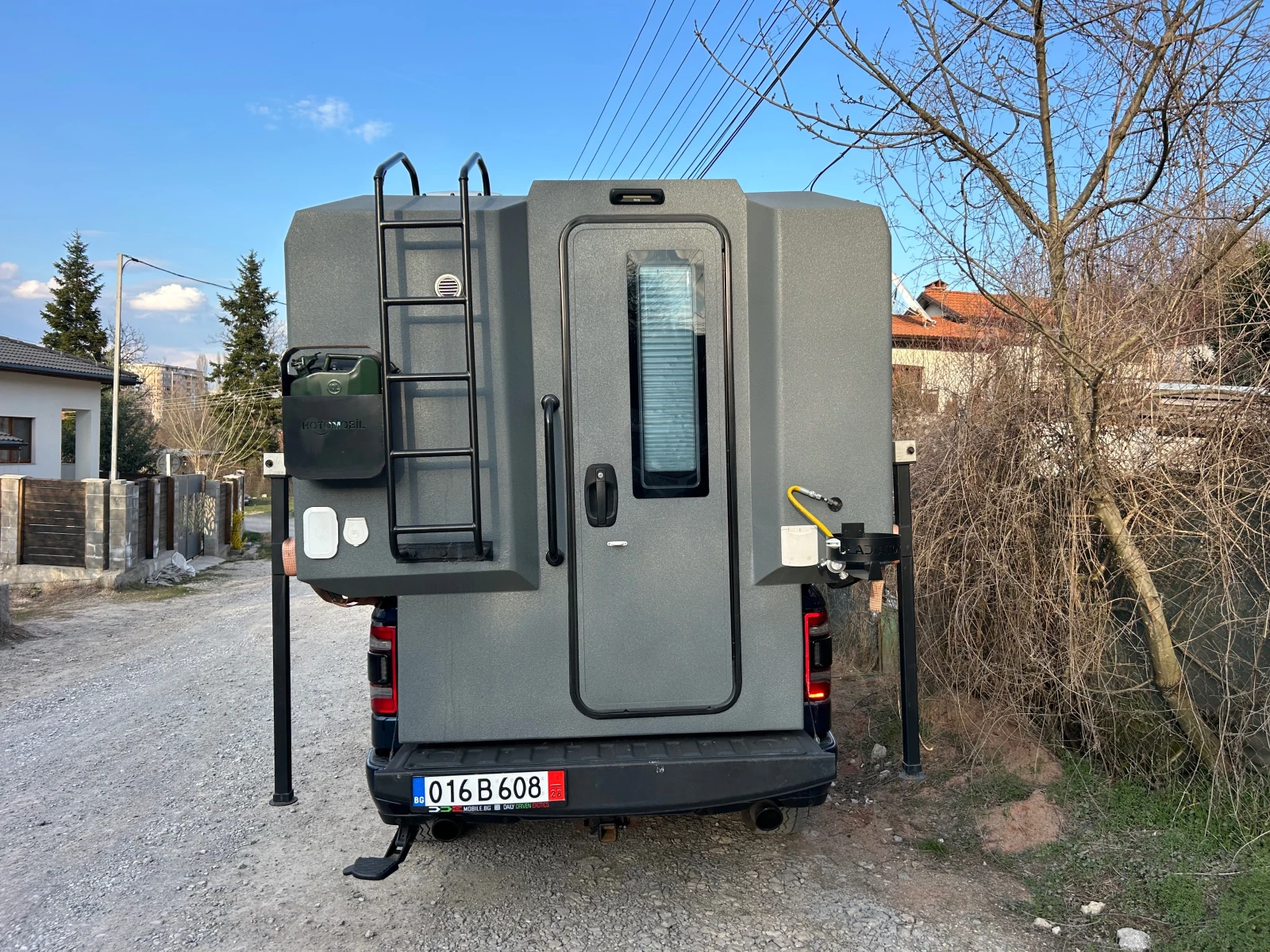 Dodge RAM 1500 ПРОДАВА СЕ САМО НАДСТРОЙКАТА* * * 