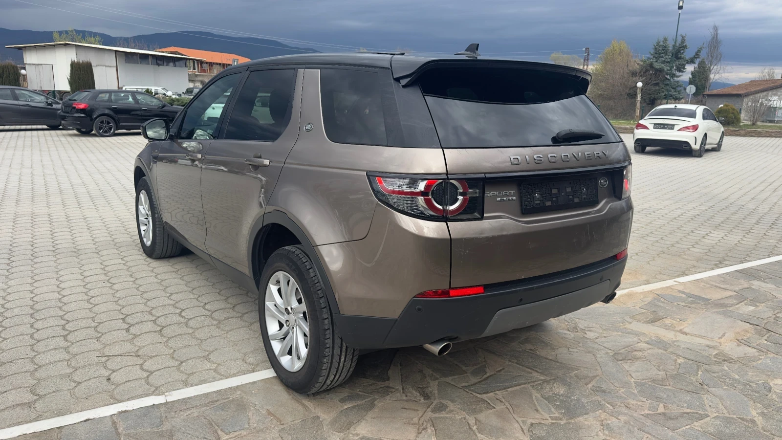 Land Rover Discovery Sport 2.2 TD4 SE 9�������� | Mobile.bg � ����������� 4