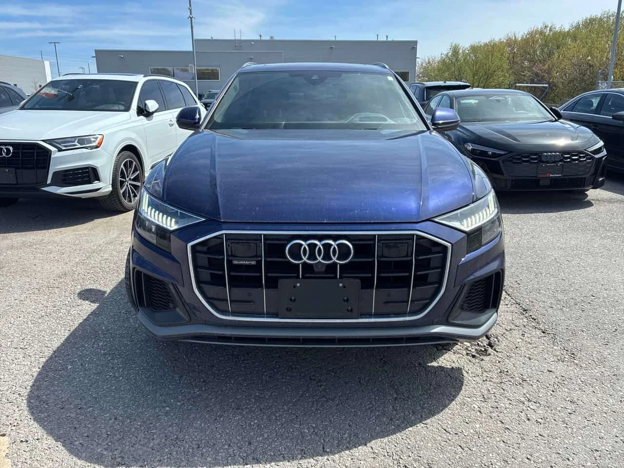 Audi Q8 Technik/ОБДУХВАНЕ/ПАНОРАМА/ДИСТРОНИК/360, снимка 2 - Автомобили и джипове - 54528543