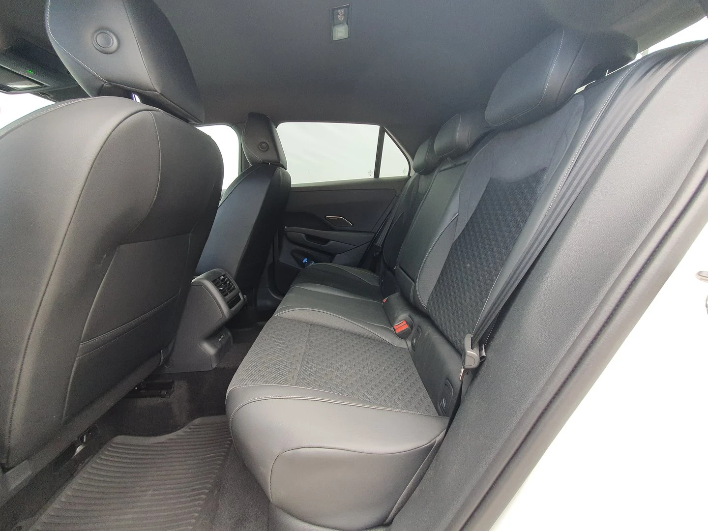 VW T-Roc | Mobile.bg � ����������� 5
