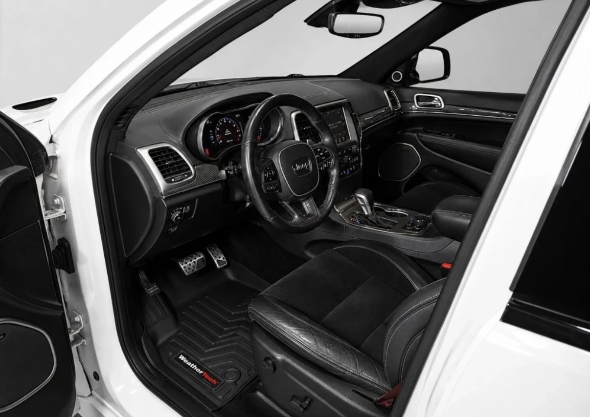 Jeep Grand cherokee SRT 6.4 * HARMON KARDON * 8ZF * CARFAX * 99K KM * , снимка 6 - Автомобили и джипове - 55185236