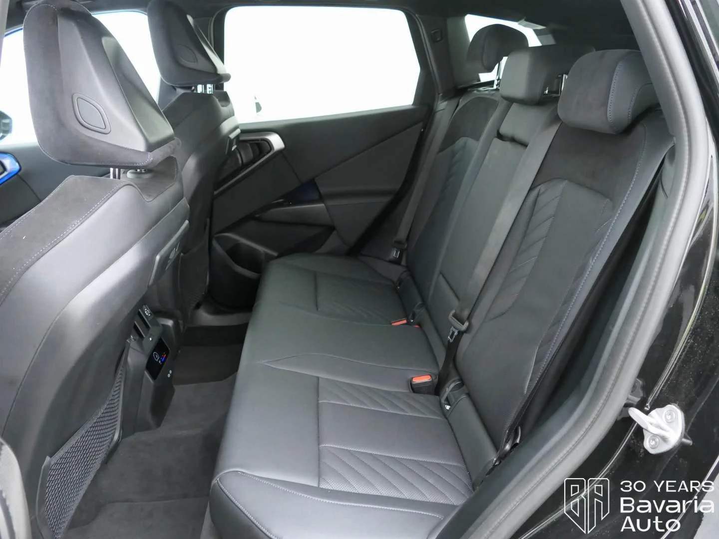 BMW X3 20 xDrive Steptronic, снимка 8 - Автомобили и джипове - 55189857