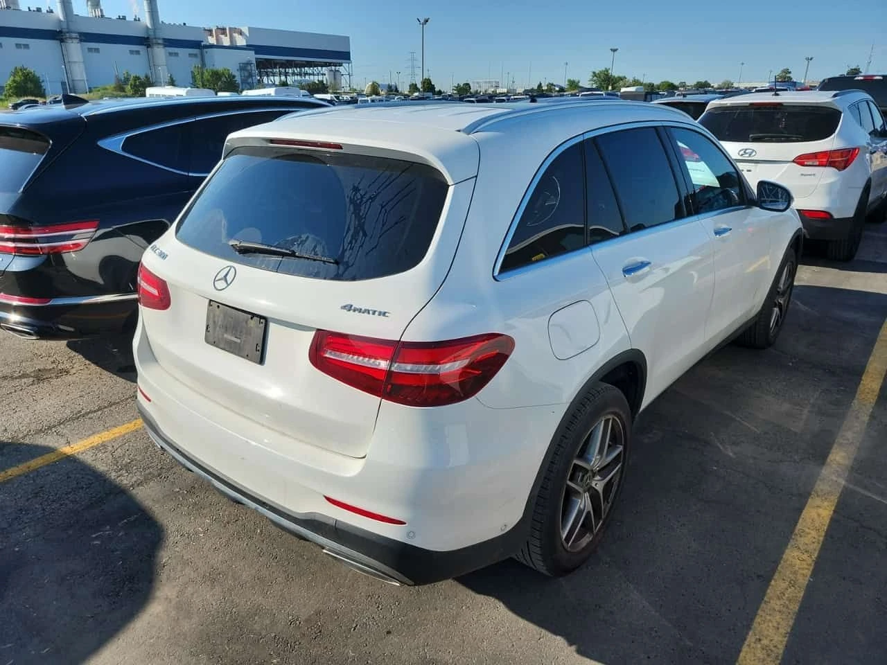 Mercedes-Benz GLC 300 * CARFAX * ЦЕНА ДО БГ, снимка 3 - Автомобили и джипове - 55541548
