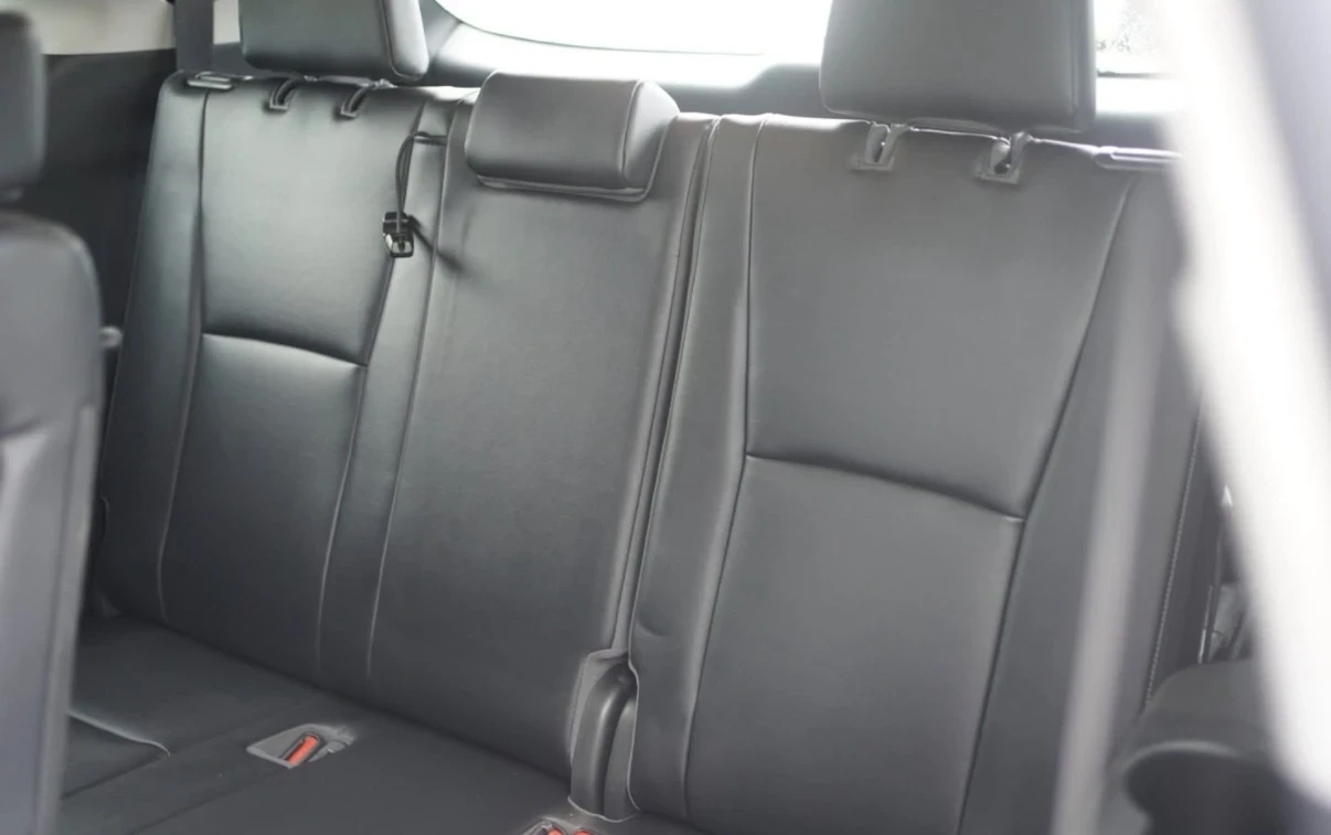 Toyota Highlander Limited * AWD * Обдухване * 8 Местен * Carfax * , снимка 15 - Автомобили и джипове - 55695634
