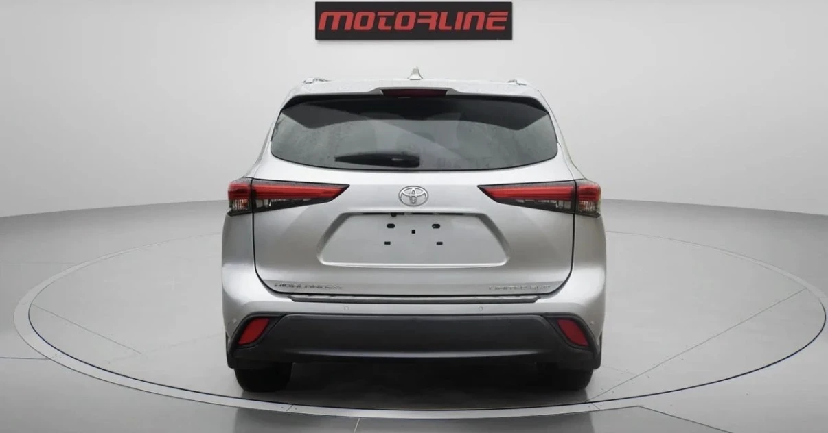 Toyota Highlander Limited * AWD * Обдухване * 8 Местен * Carfax * , снимка 6 - Автомобили и джипове - 55695634