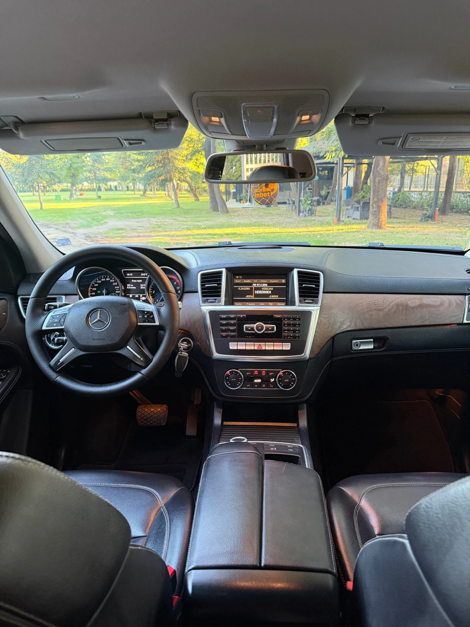 Mercedes-Benz ML 350 AMG -LINE, снимка 10 - Автомобили и джипове - 56124027