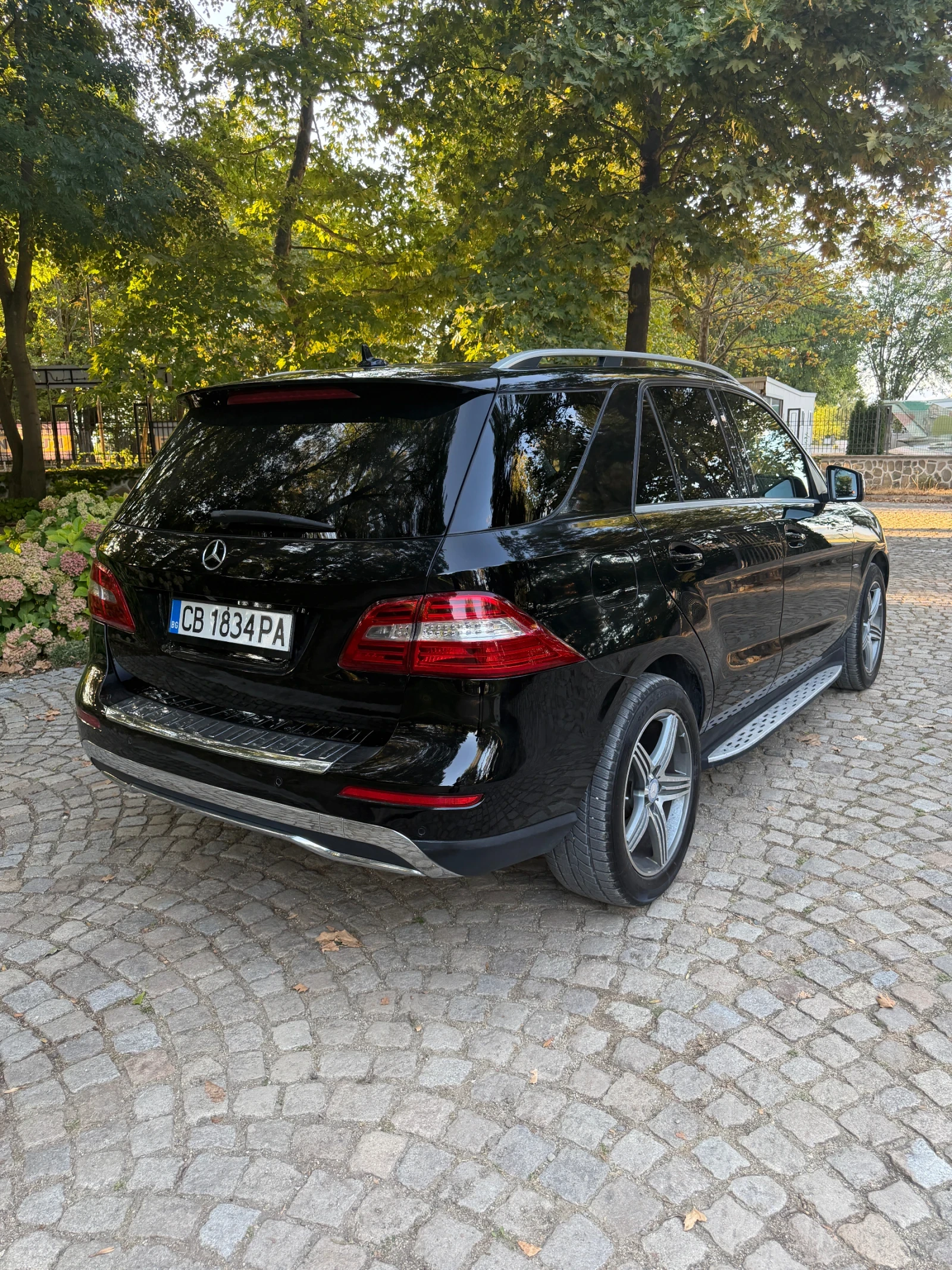 Mercedes-Benz ML 350 AMG -LINE, снимка 5 - Автомобили и джипове - 56124027