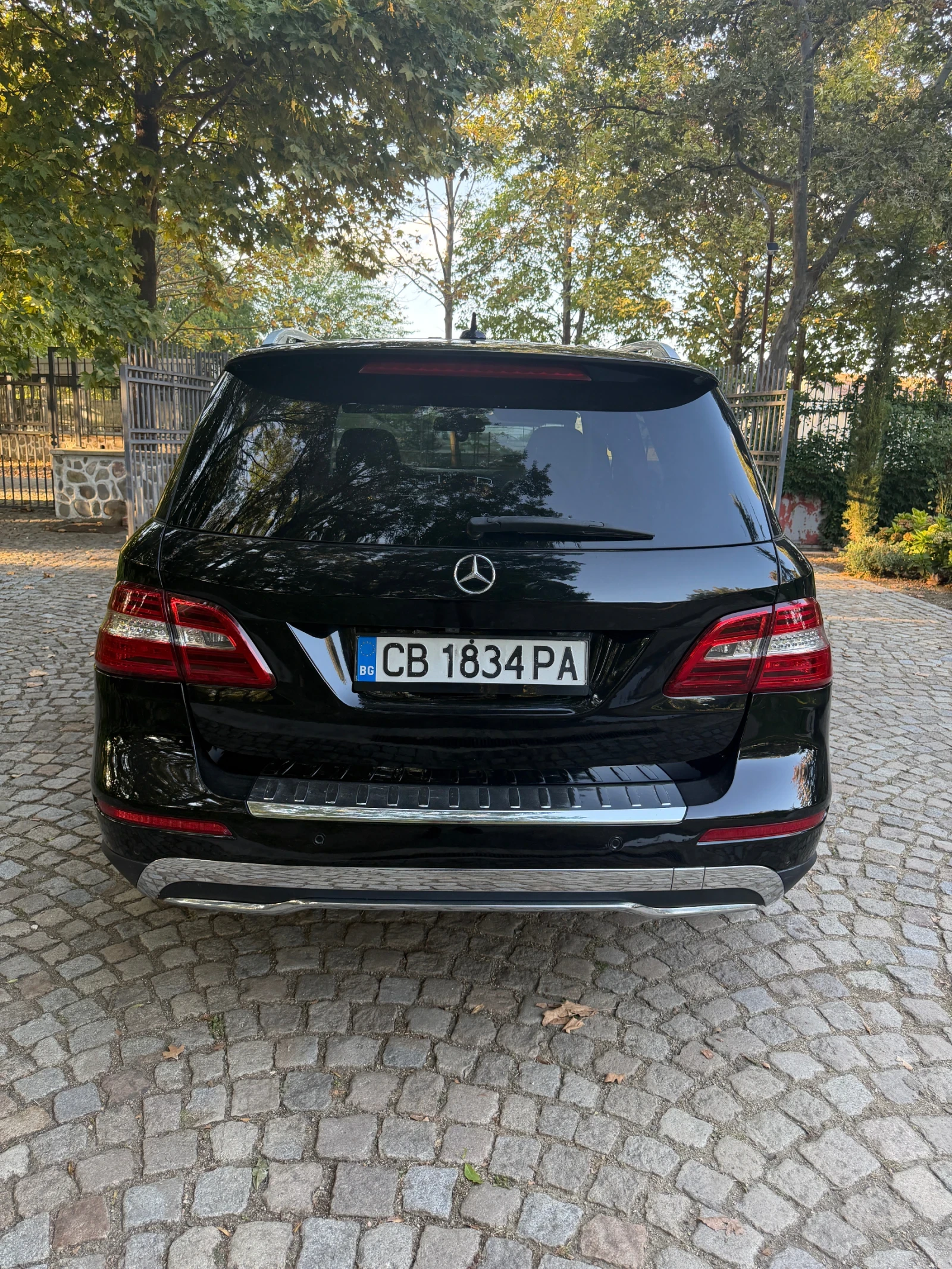 Mercedes-Benz ML 350 AMG -LINE, снимка 6 - Автомобили и джипове - 56124027