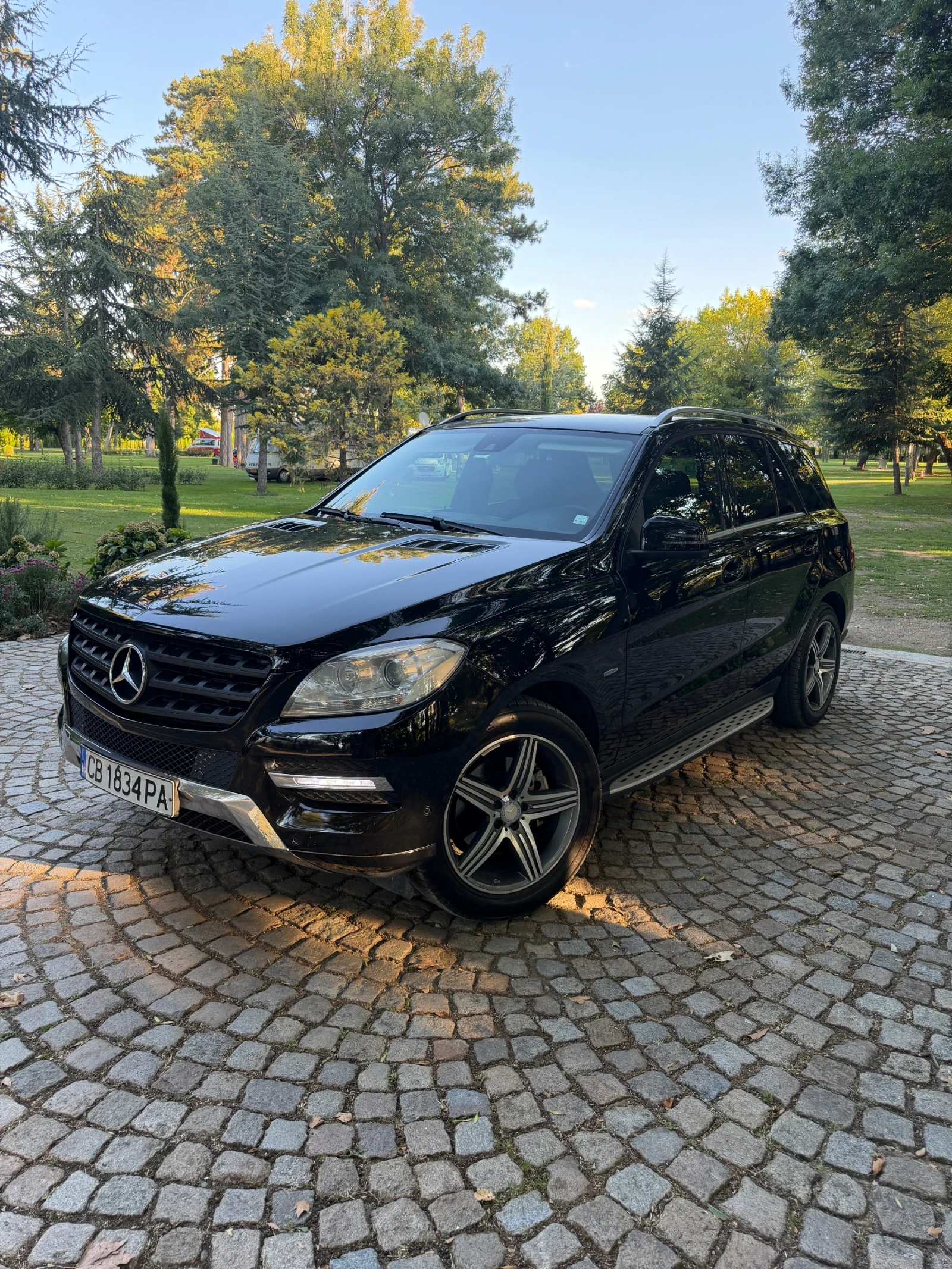 Mercedes-Benz ML 350 AMG -LINE