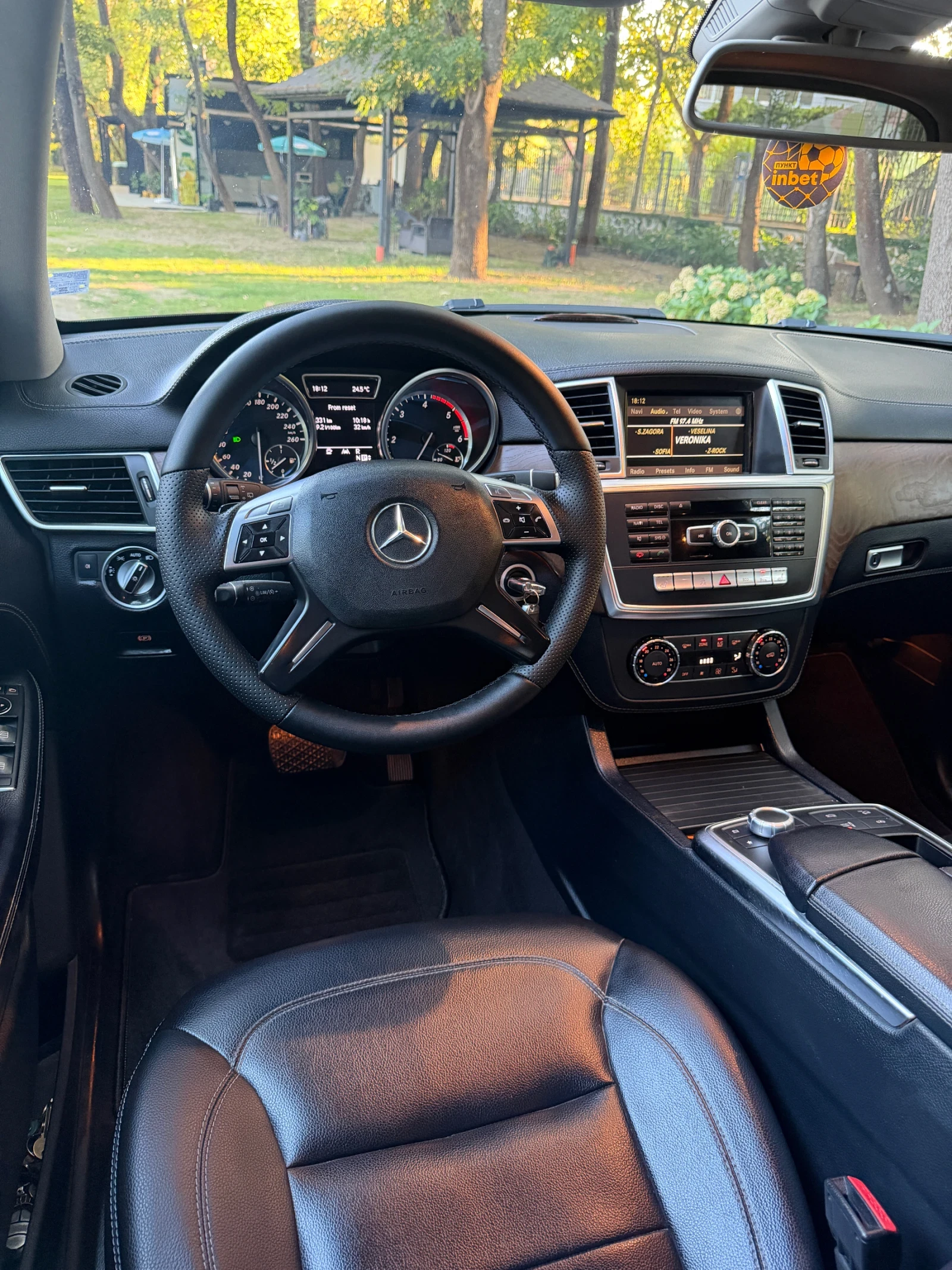Mercedes-Benz ML 350 AMG -LINE, снимка 9 - Автомобили и джипове - 56124027