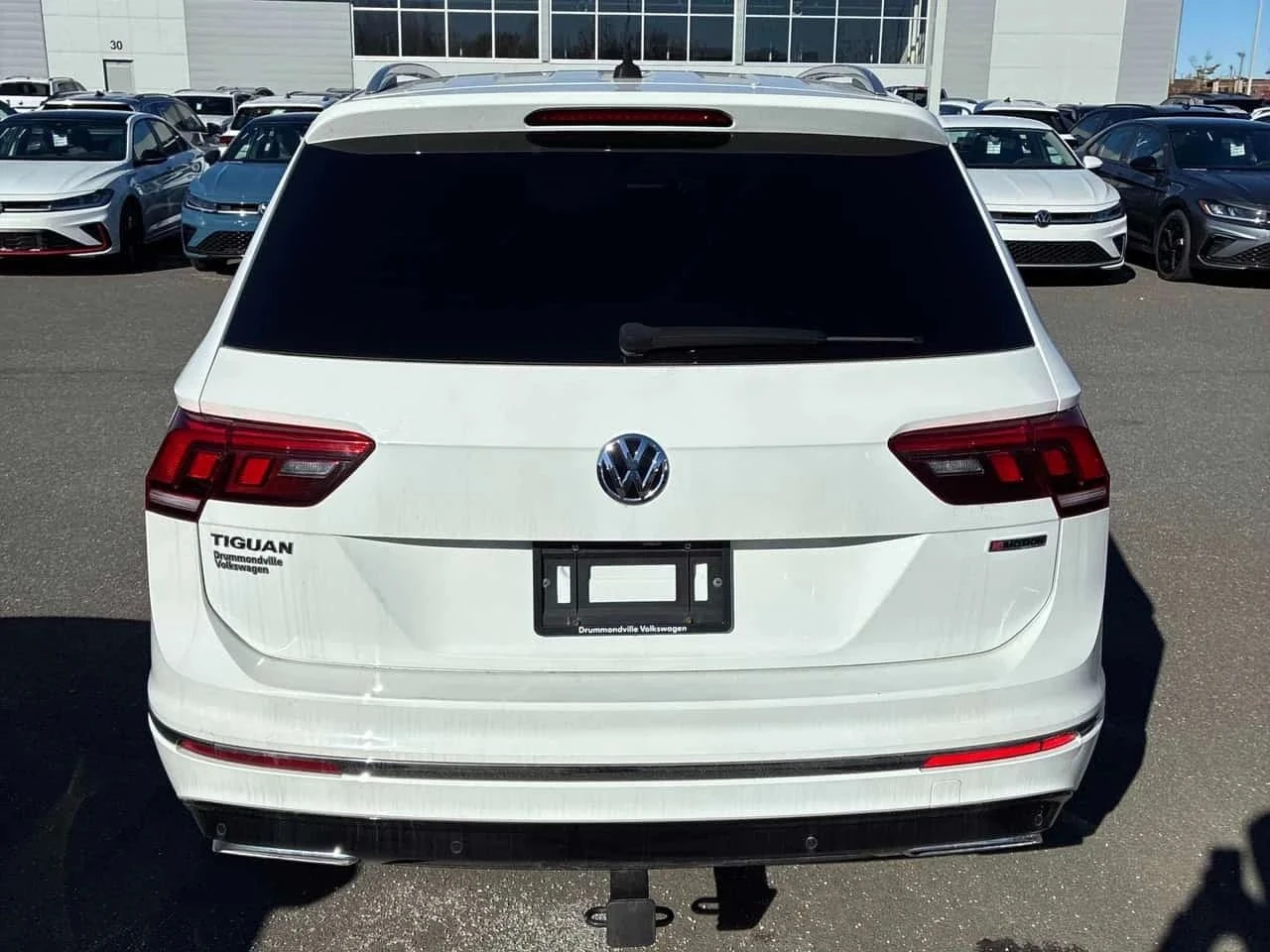VW Tiguan, снимка 5 - Автомобили и джипове - 56690902