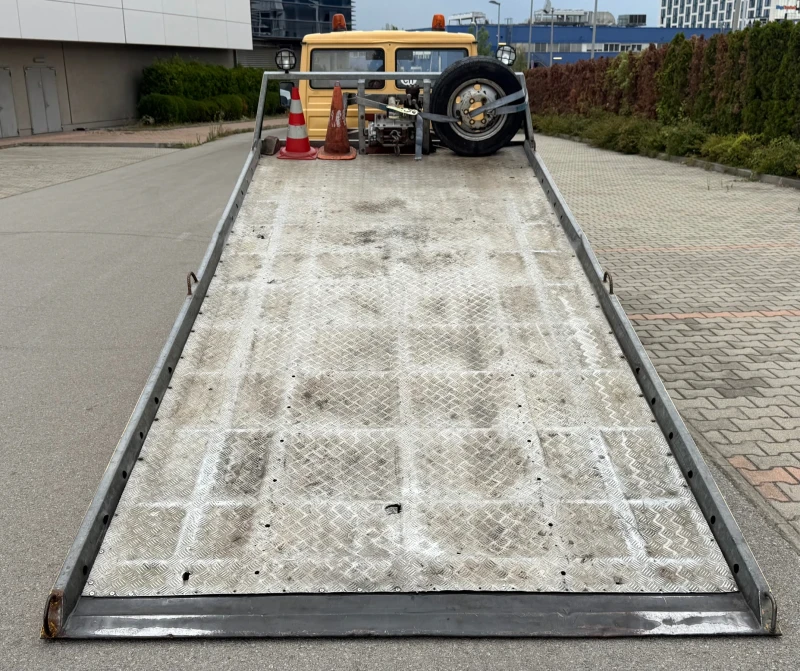 Iveco 3510 2.5TD/100kc/Пътна помощ ISOLI/N1- Специален , снимка 13 - Бусове и автобуси - 51447021