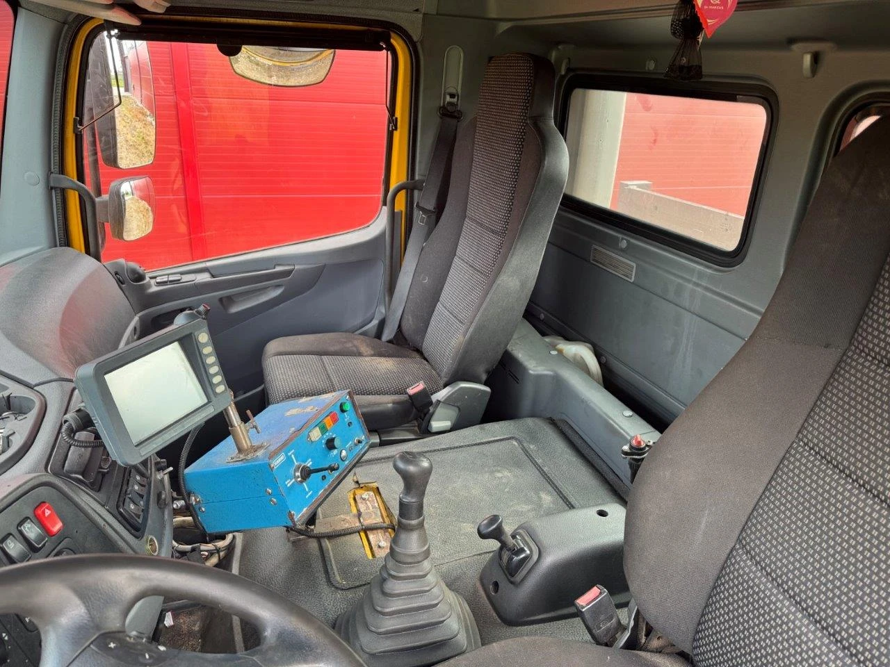 Mercedes-Benz Actros 1824  44 | Mobile.bg   11