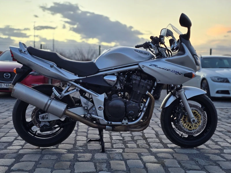 Suzuki Bandit GSF 1200 S 24000 км! Швейцария, снимка 2 - Мотоциклети и мототехника - 49497818