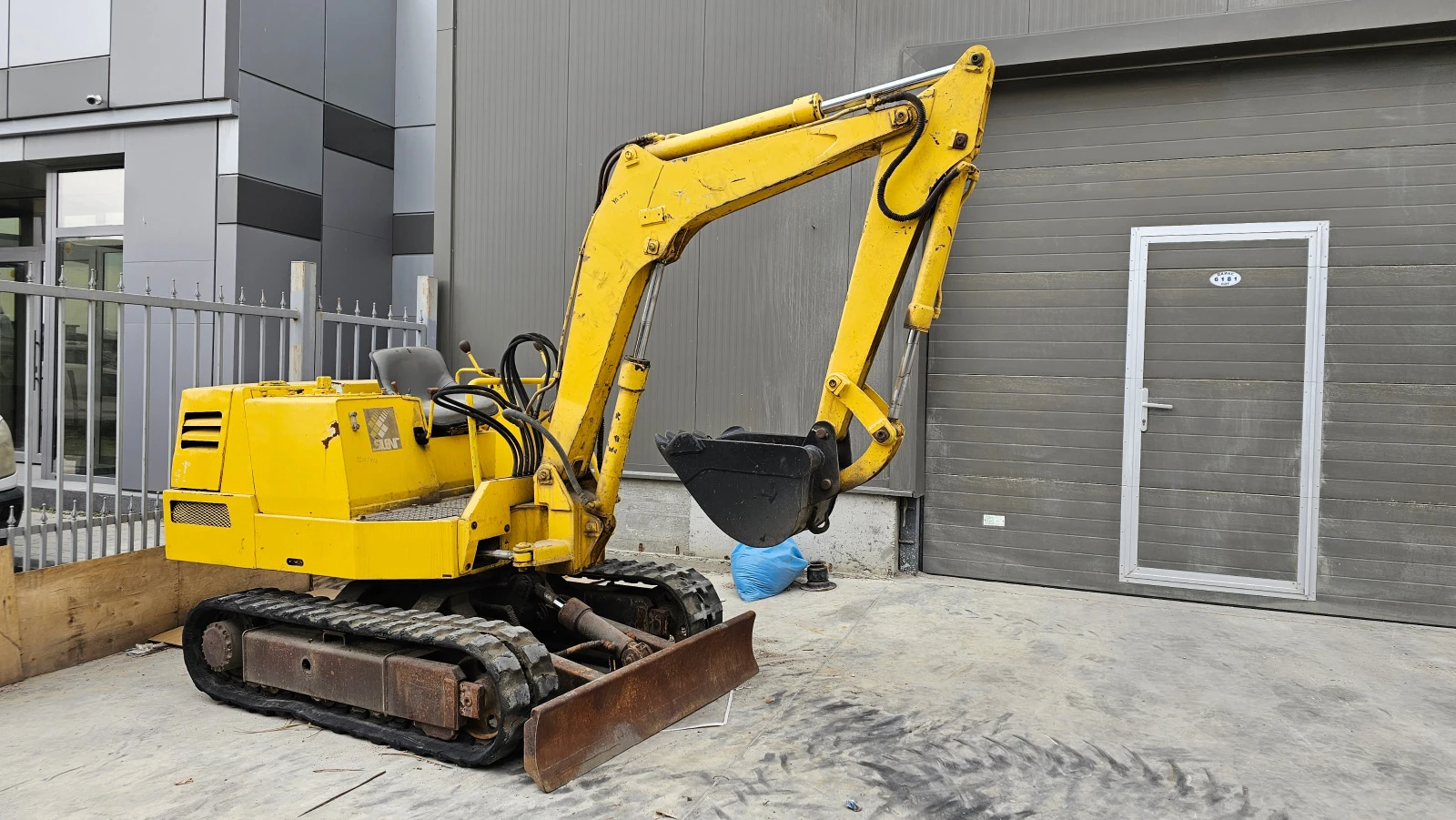 Багер Yanmar YB 201 | Mobile.bg — изображение 1