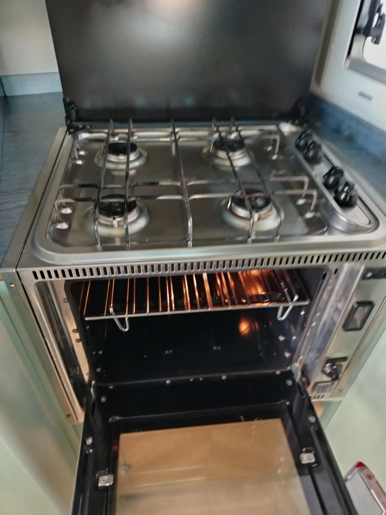  Mobilvetta Iveco DAILY 2.8TD.35 12  | Mobile.bg   14