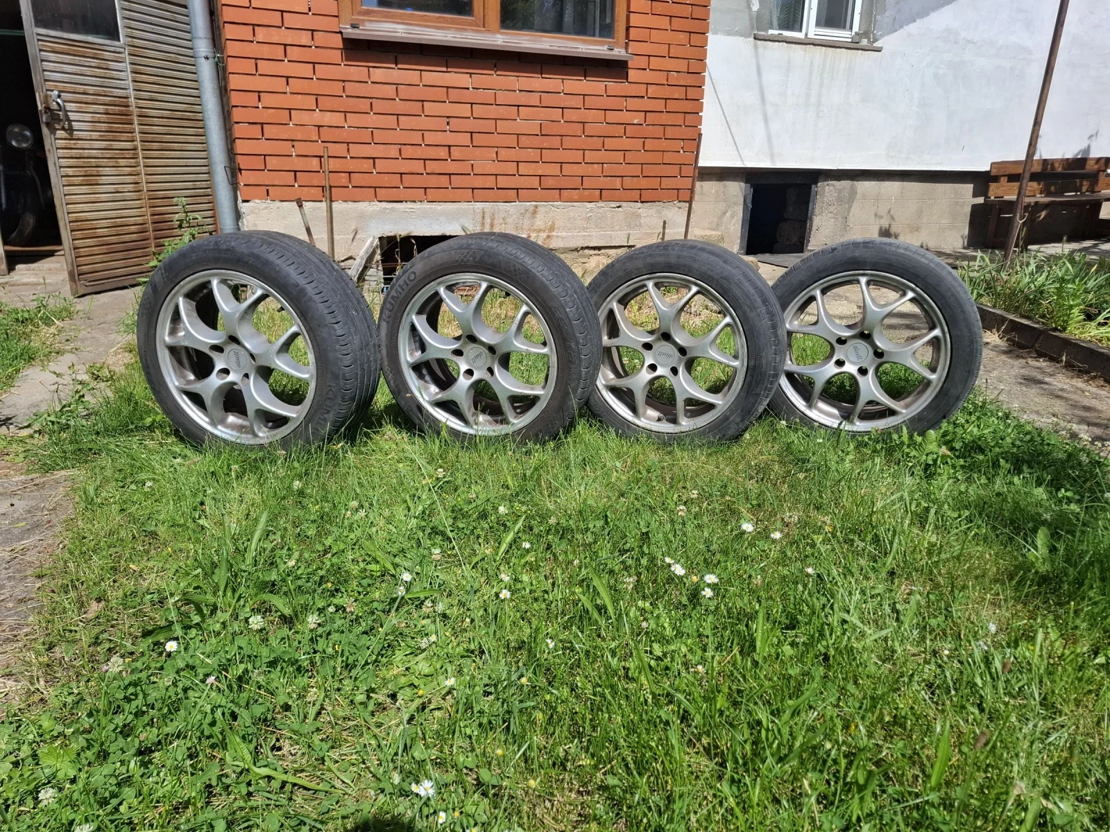 Гуми с джанти Kumho 235/45R17