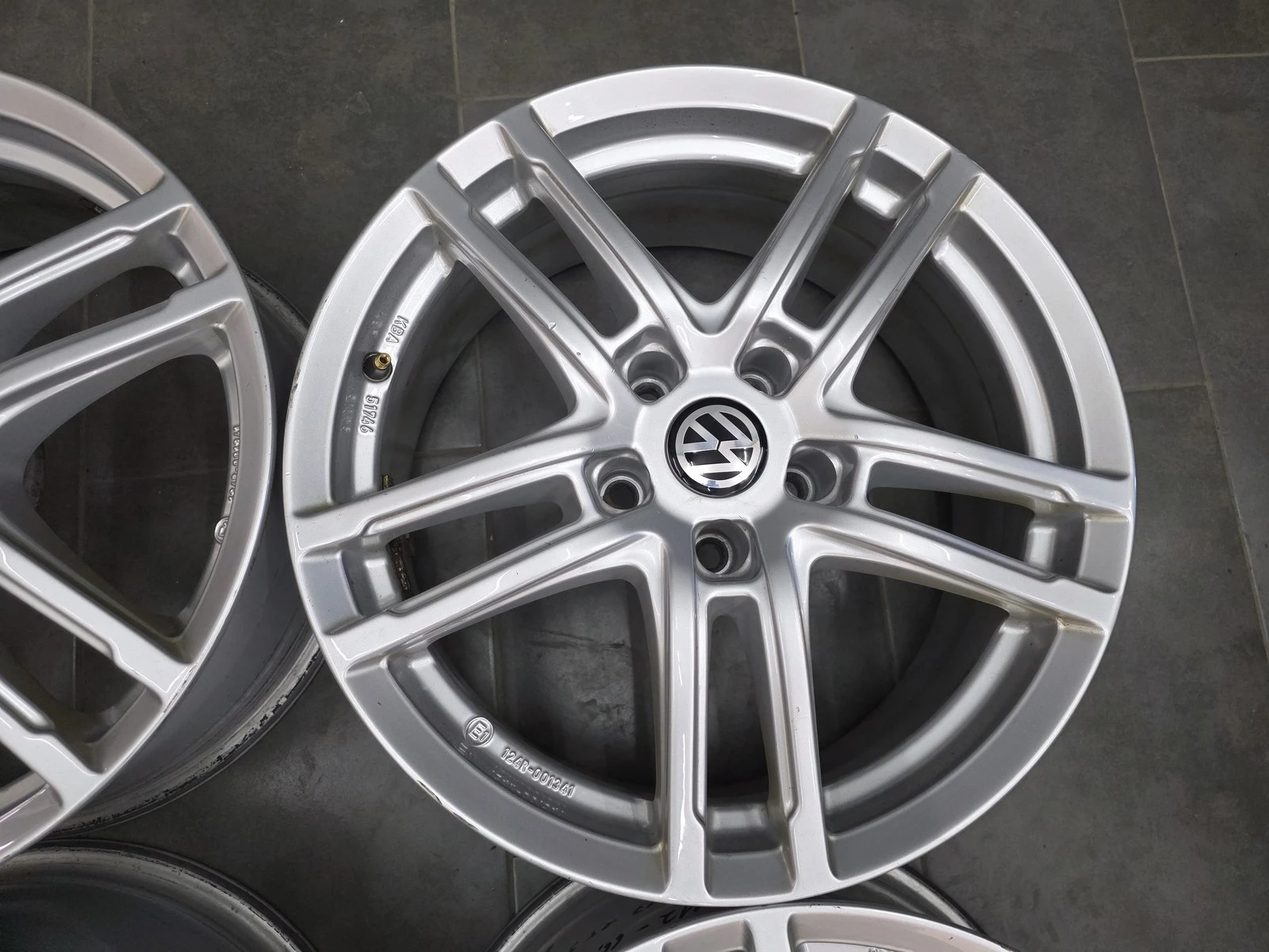 Джанти за Mercedes-Benz, снимка 6 - Гуми и джанти - 56718996