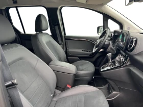 Mercedes-Benz T-класа 180d, снимка 11