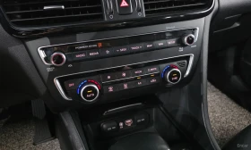 Kia K5 2.0 Бензин\Става на газ\Подгрев и обдухване, снимка 17