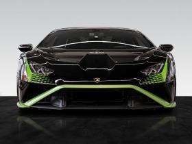     Lamborghini Huracan STO = Sportivo Alcantara= Carbon  ~ 684 170 .