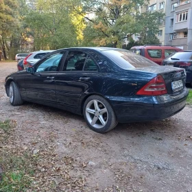 Mercedes-Benz C 200 2.2, снимка 4