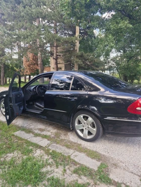 Обява за продажба на Mercedes-Benz 220 W 211 Avangarde ~8 500 лв. - изображение 2
