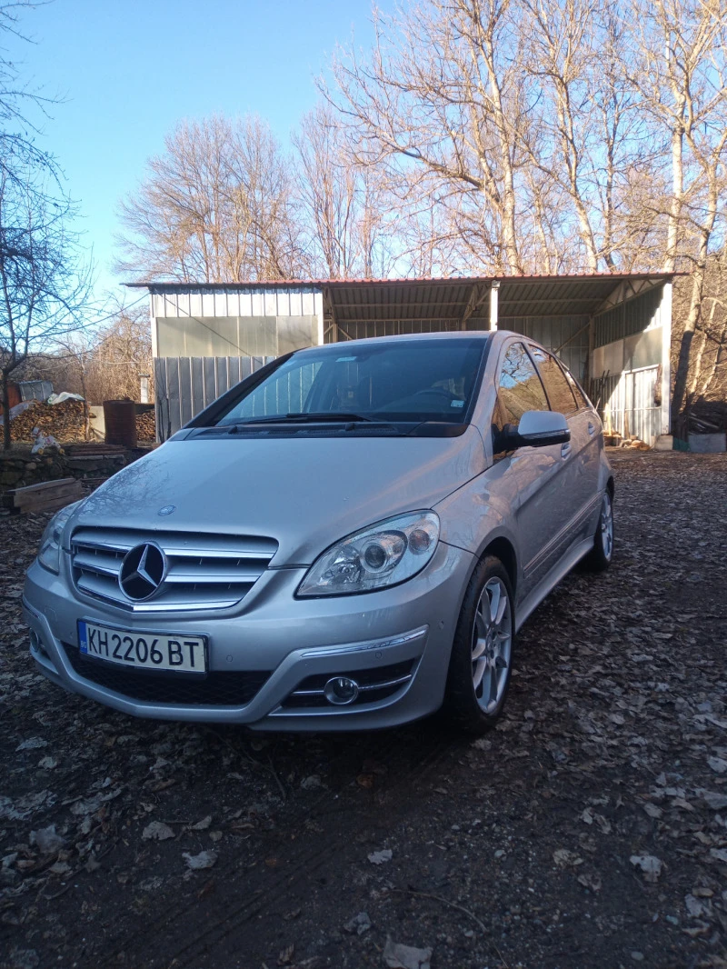 Mercedes-Benz B 180 CDI, снимка 1 - Автомобили и джипове - 47729899